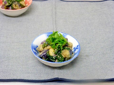 茄子とわかめの胡麻和え